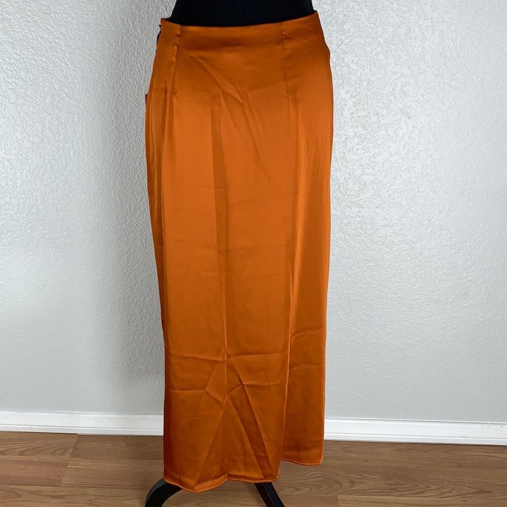 Tie-Front Flowy Midi Skirt - Future Collective - Satin Like size Small New - Picture 4 of 7